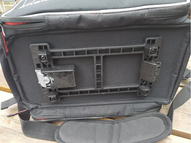 Ex-Hire Basil Sport Design Cycle Trunkbag Mik Black 15l-4