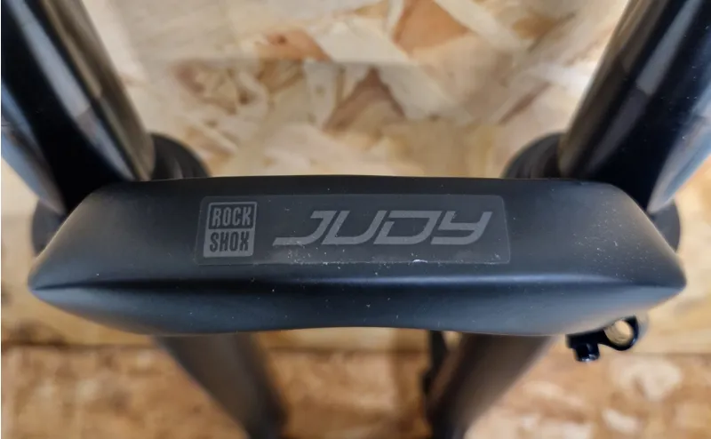 Rockshox Fork Judy Silver Tk - Remote 29 9qr Alum Str 1 1/8 51offset Solo Air-2