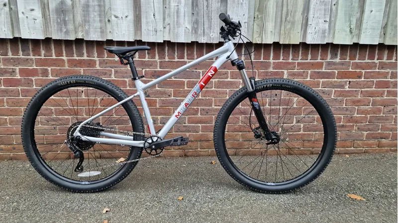 Ex Hire Marin Bobcat Trail 4 29Inch Mountain Bike Gloss Silver