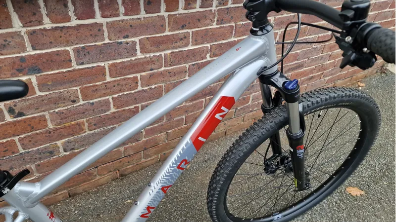 Ex-Hire Marin Bobcat Trail 4 29Inch Mountain Bike - Gloss Silver/Red/Grey-2