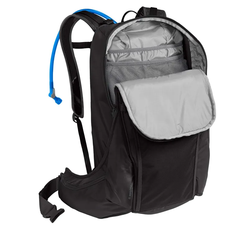 2020 Camelbak Palisade 32l Hydration Pack w/3l Reservoir in Charcoal-4