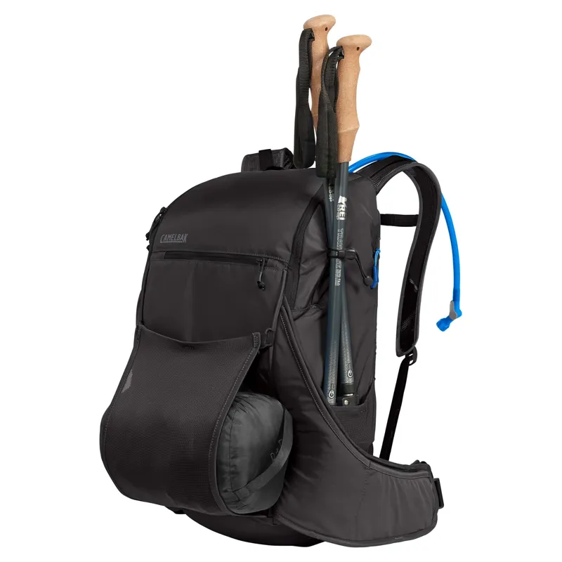 2020 Camelbak Palisade 32l Hydration Pack w/3l Reservoir in Charcoal-2