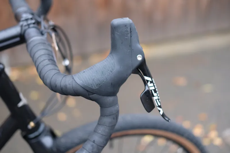 Genesis Fugio 20 Ex-Hire Steel Gravel Bike - Purple / Black-3