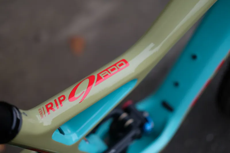 Niner RIP 9 RDO 29 Shimano XT 4-Star Full-Suspension Mountain Bike - Santa Fe Sand-9