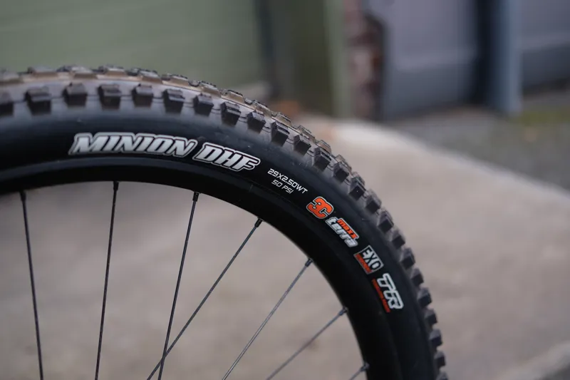 Niner RIP 9 RDO 29 Shimano XT 4-Star Full-Suspension Mountain Bike - Santa Fe Sand-10