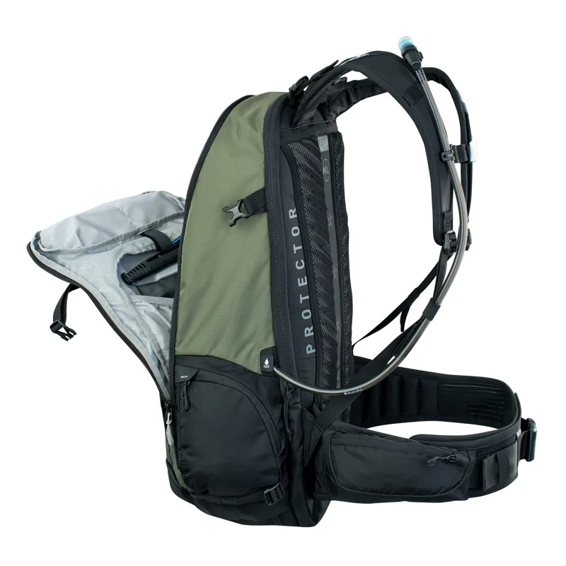 Evoc Fr Tour E-Ride Protector Backpack in Olive-8