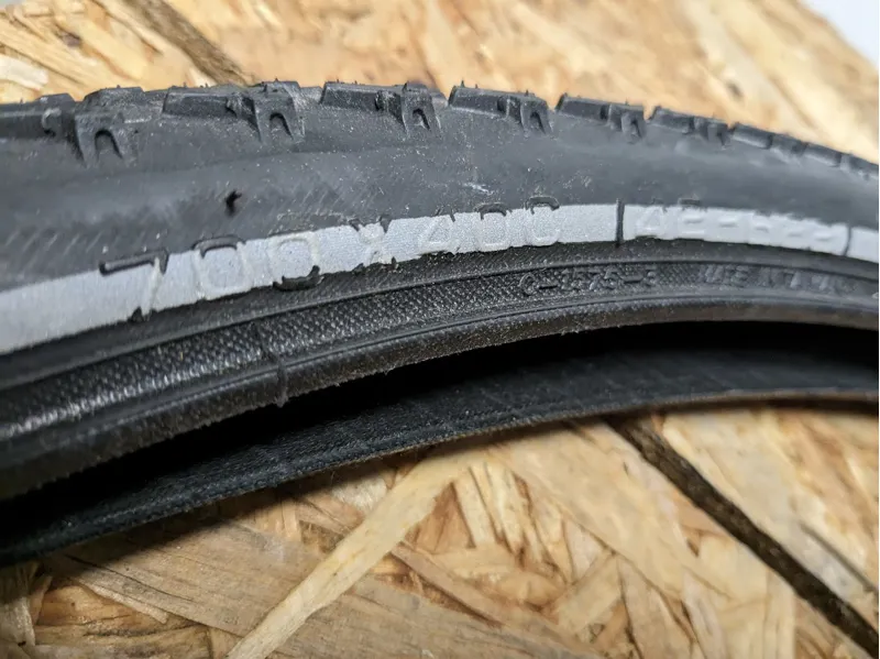 Merida Speed Tyre 700X40C - ex-hire bike-4