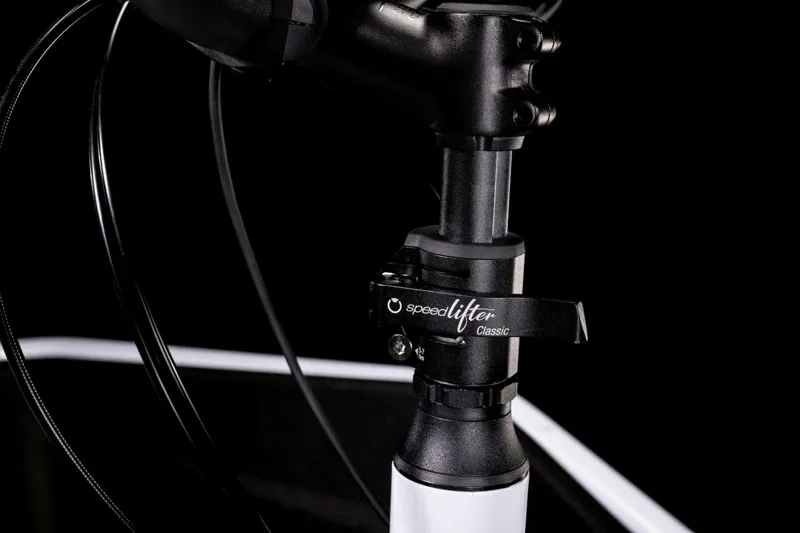 Cube Cargo Hybrid 500 eBike - White-6