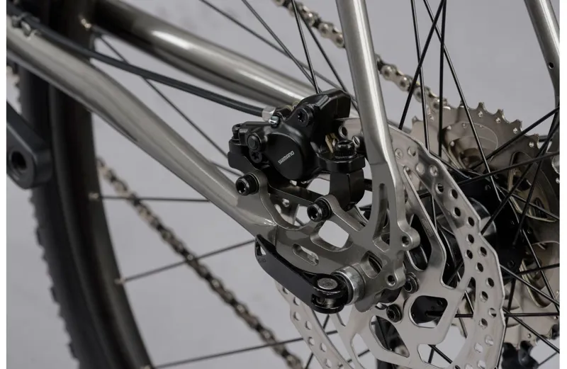 2023 Genesis Croix De Fer 20 Steel Flat Bar Gravel Bike - Silver-7