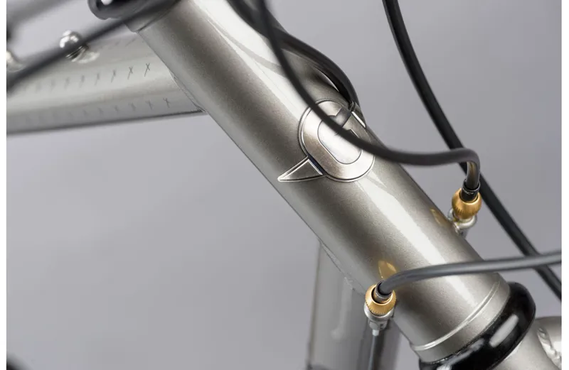 2023 Genesis Croix De Fer 20 Steel Flat Bar Gravel Bike - Silver-3