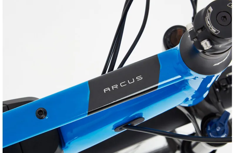 Ridgeback Arcus 2 Open Frame Electric Hybrid Bike in Blue-3