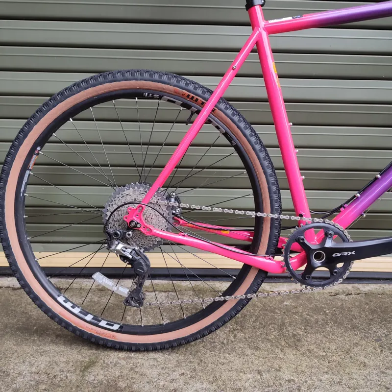 Ex-Hire Genesis Fugio 30 Pink / Purple - very good condition -2