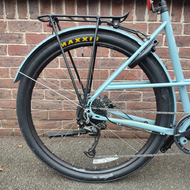 Genesis Columbia Road Electric Town / City Bike - Pale Blue-2