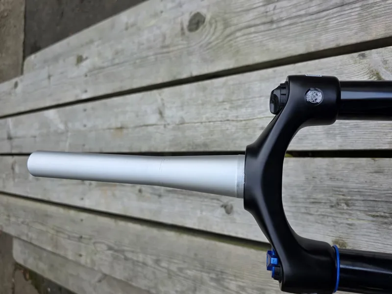 SR Suntour NX1-32 LO Air Fork - 29Inch - Tapered - Boost 15x110mm - 100mm Travel-3