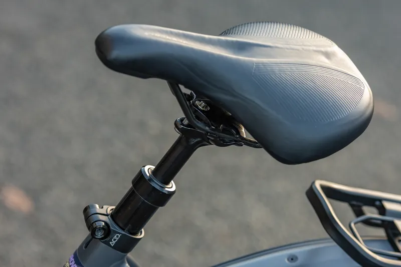 Ex-Hire Cube Touring Hybrid EXC 625 Easy Entry Electric Leisure Bike - Grey/Metal-5