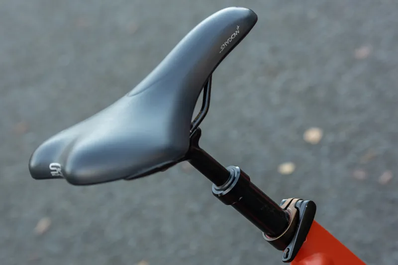 Ex-Hire Cube Kathmandu Hybrid EXC 750 Trekking eBike - Red/Black-6