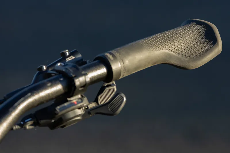 Ex-Hire Cube Touring Hybrid EXC 625 Trapeze Electric Leisure Bike - Grey/Metal-12