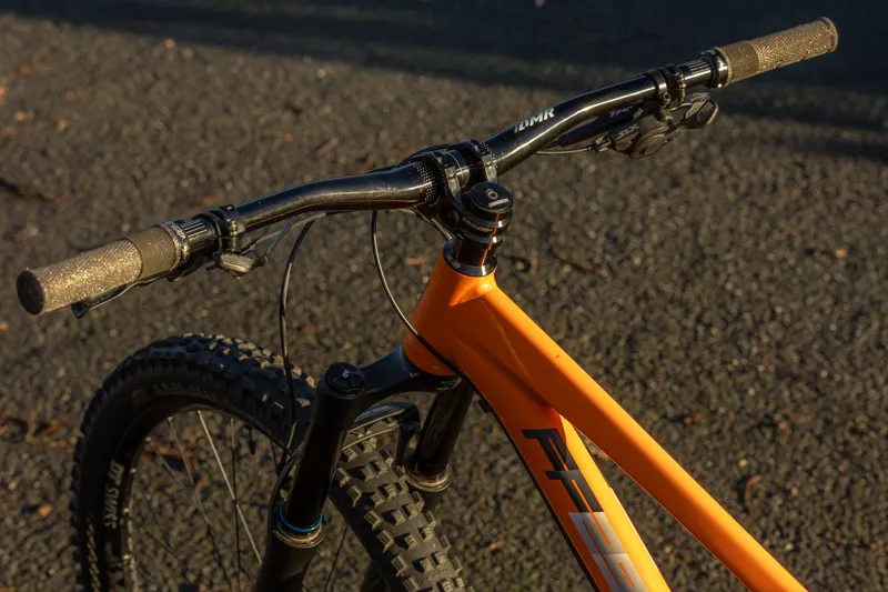 Ex-Hire Hardtail Mountain Bike - Kinesis FF29 Orange -5