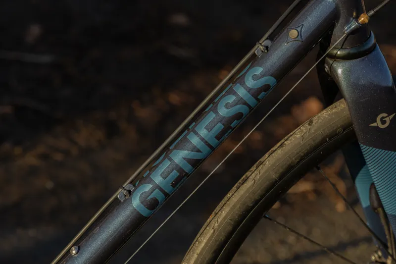  Ex-Hire Genesis Equilibrium Custom Build Road Bike - Dark Blue-7