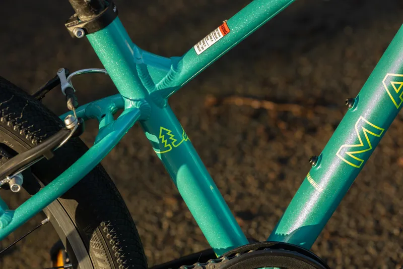 Ex-Hire Marin Coast Trail 24 Inch Kids Bike - Teal / Silver-6