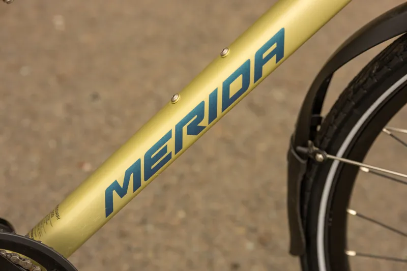 Ex-Hire Merida Crossway 300 Trapeze Leisure Bike 700c - Silk Champagne/Blue-3