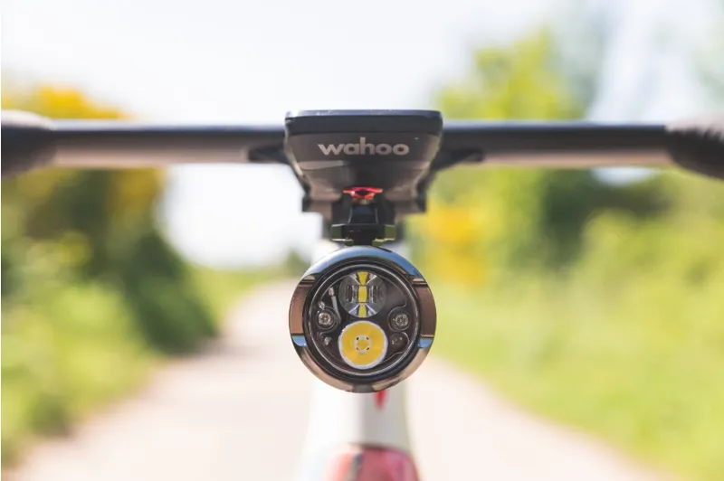 Exposure Strada Mk12 Road Sport AKTIV Front Bike Light - Auto Dimming-3