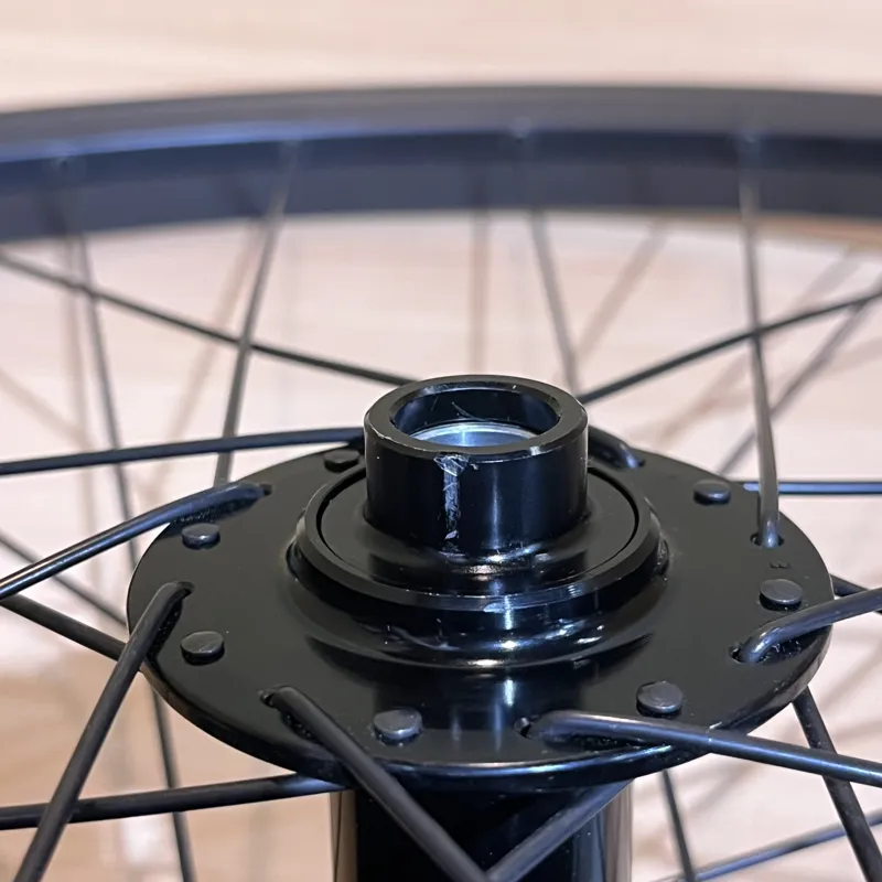 OEM Mondraker 29 Inch MTB Front Wheel 110x15 Boost 6 Bolt 35mm Tubeless Ready-2