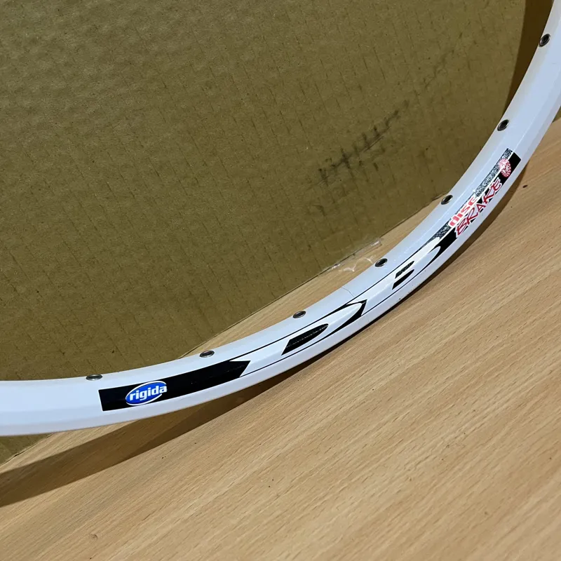 Rigida Taurus 2000 26 Inch 32H Disc Brake Rim - White -2