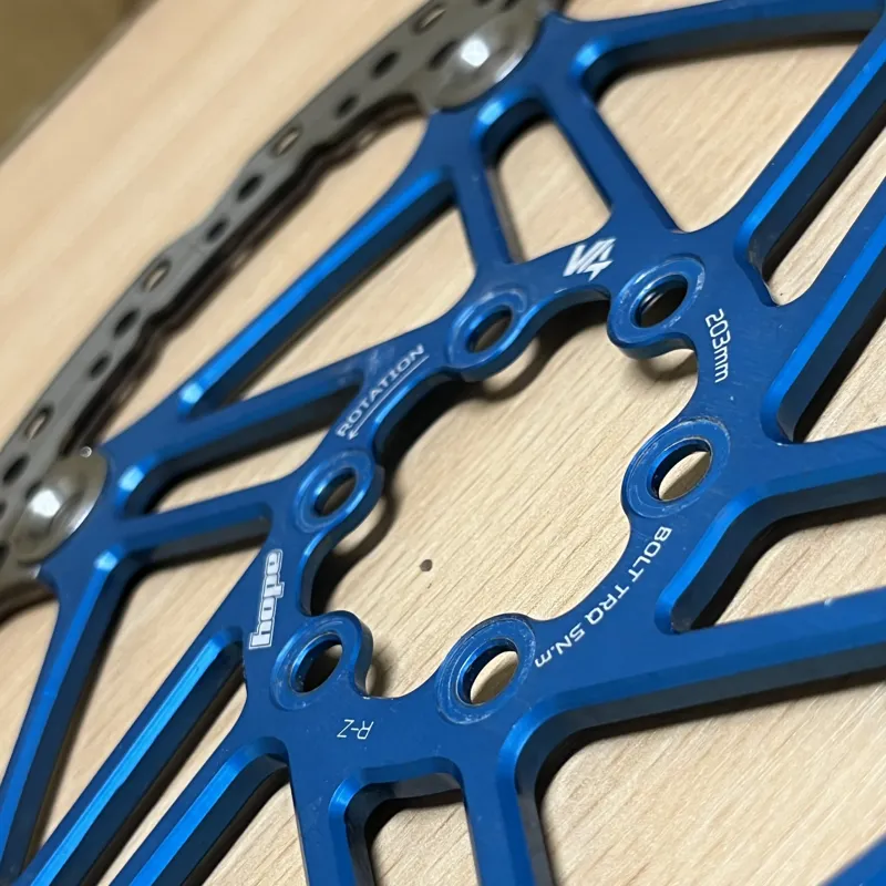 Ex-Hire Hope V4 Vented Floating Brake Disc Rotor 203mm 6-Bolt Blue-2