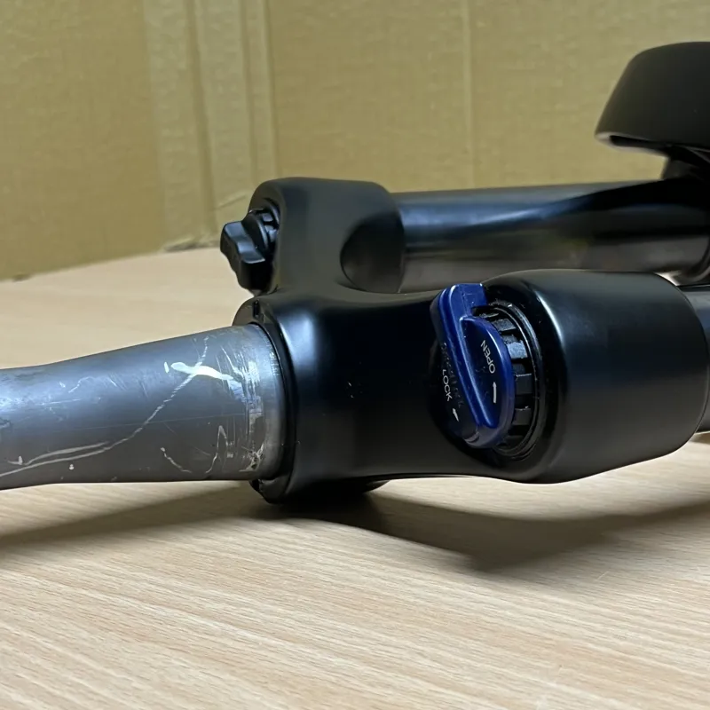 SR Suntour XCM34 Boost Coil Suspension Fork - 29/ 120mm Travel /15x110 Thru-Axle-3