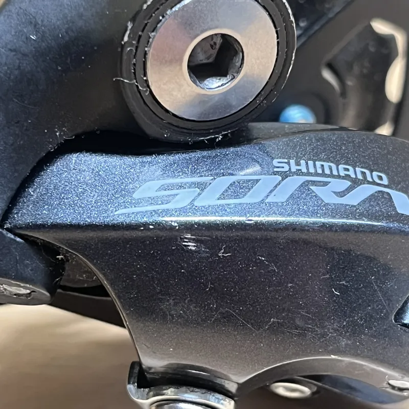 Shimano Sora RD-R3000 GS  9-Speed Rear Derailleur - Medium Cage-3