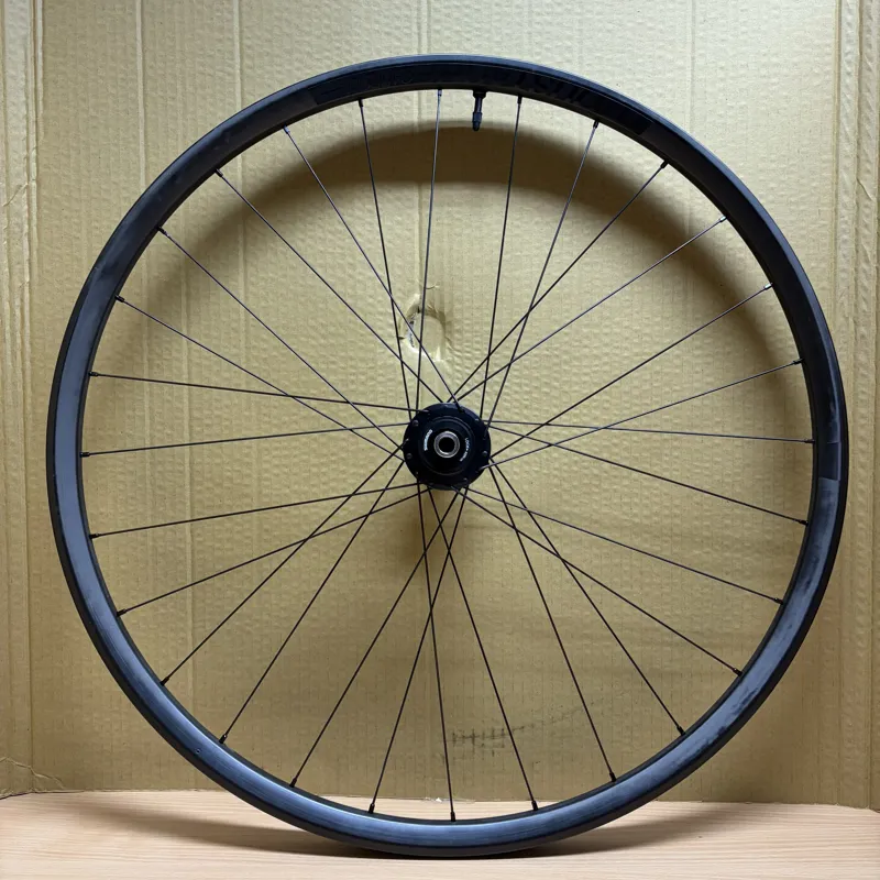 Moustache Carbon 29 Inch MTB Wheelset - Boost XT Hubs - MS - 31mm IR - Tubeless-4