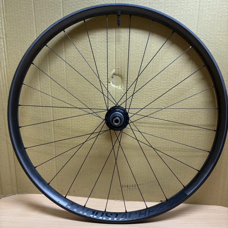 Moustache Carbon 29 Inch MTB Wheelset - Boost XT Hubs - MS - 31mm IR - Tubeless-5