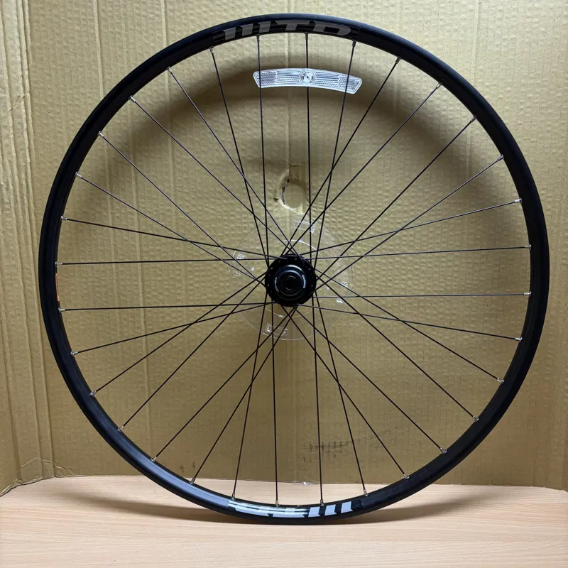 700c Gravel Wheelset - 12x100/142 Thru Axle CL Disc - WTB ST i23 - HG - Tubeless-2