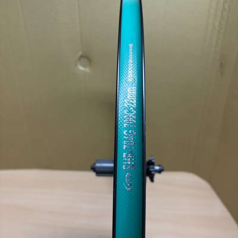 700c Road Rear Wheel - QR 135mm 6-Bolt Disc 28H - HG Freehub - 19mm IR-3