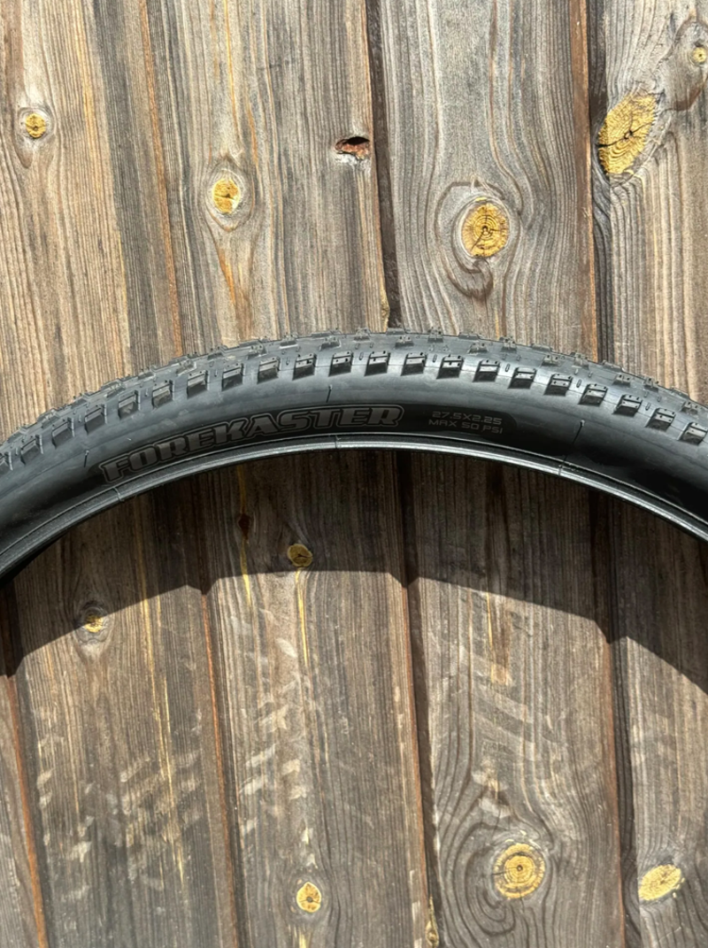 OEM Maxxis Forekaster 27.5/29 Inch Wire Bead MTB Tyres-5