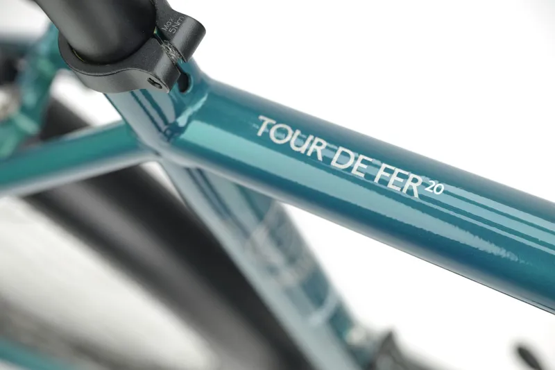 Genesis Tour De Fer 20 Touring Bike - Sterling Gloss-2